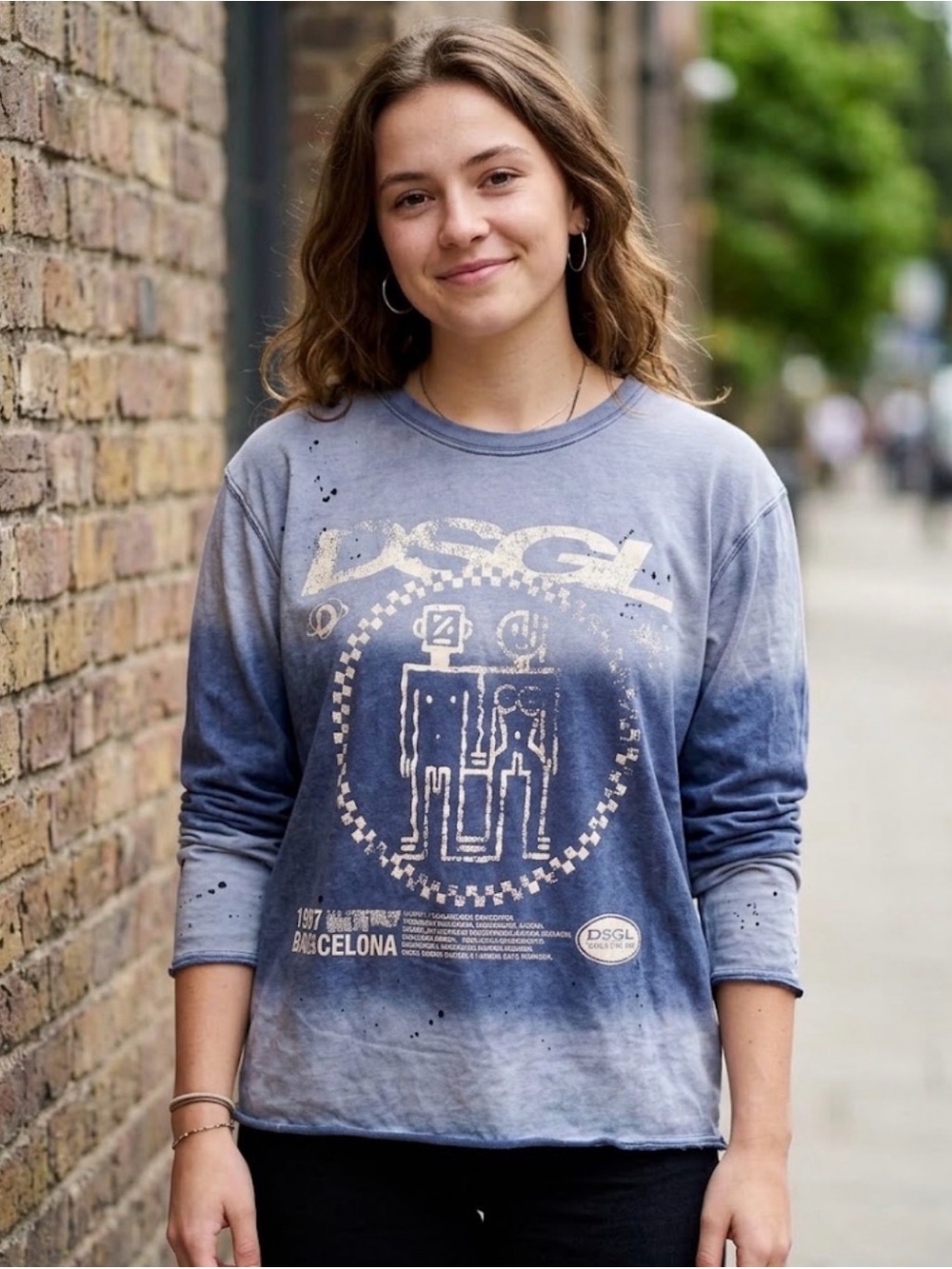 NWOT Desigual Blue Ombre Graphic Long-Sleeve Tee Women